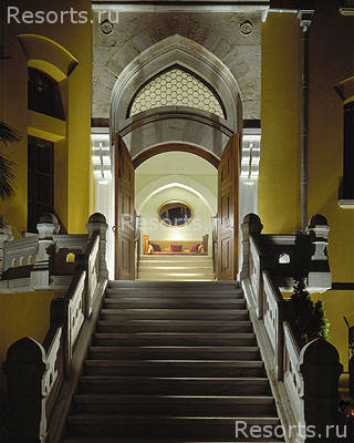 Four Seasons Hotel Istanbul 2